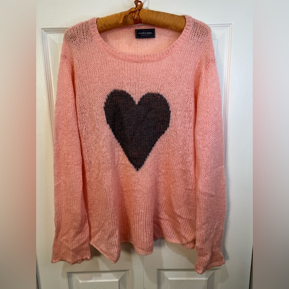 Wooden Ships Mohair Blend Heart Sweater M/L Pink Gray Cozy Knit. EUC